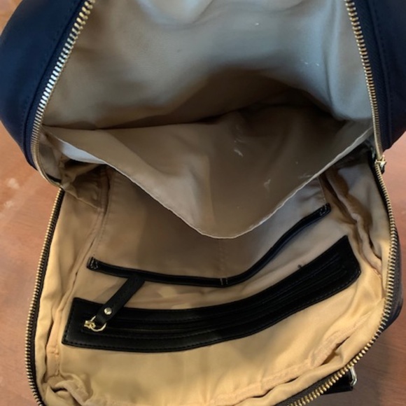 Allancia Toni Black Nylon Backpack EUC - Picture 3 of 5